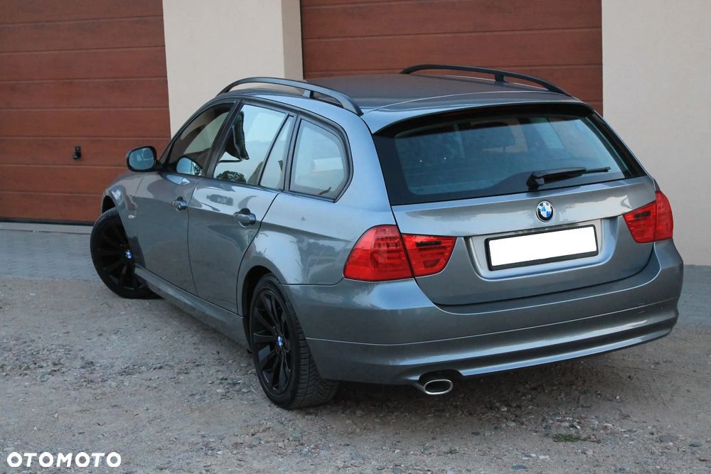 BMW Seria 3 318d DPF Edition Exclusive - 16