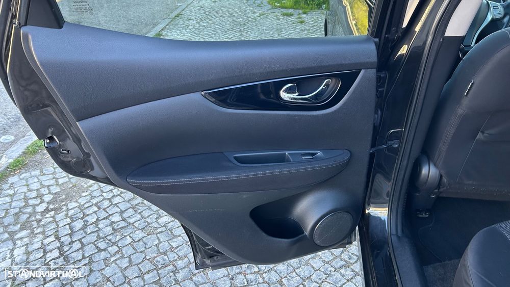 Nissan Qashqai 1.5 dCi Tekna Sport 18 129g - 25