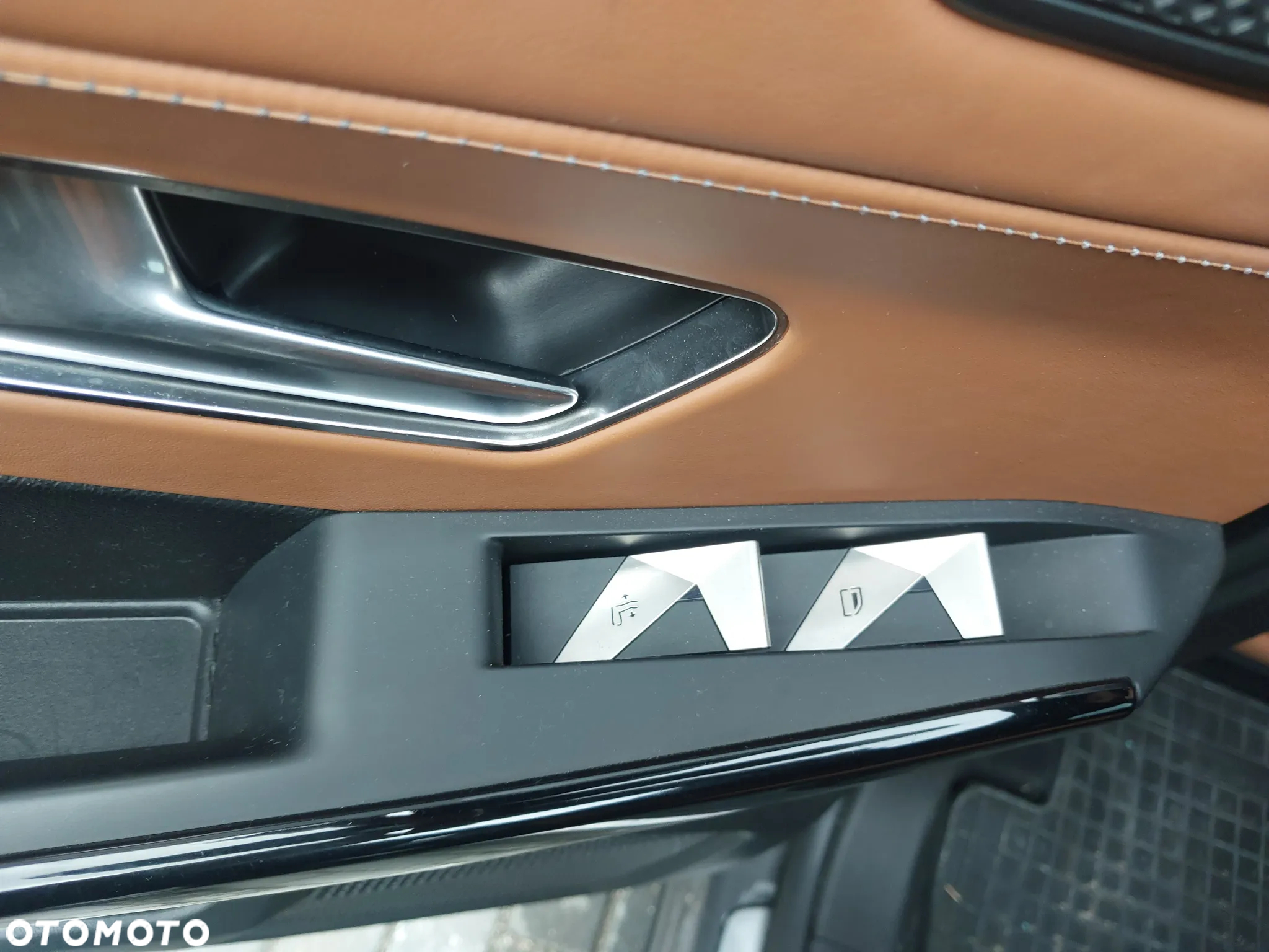 DS Automobiles DS 7 Crossback 2.0 BlueHDi Grand Chic - 22