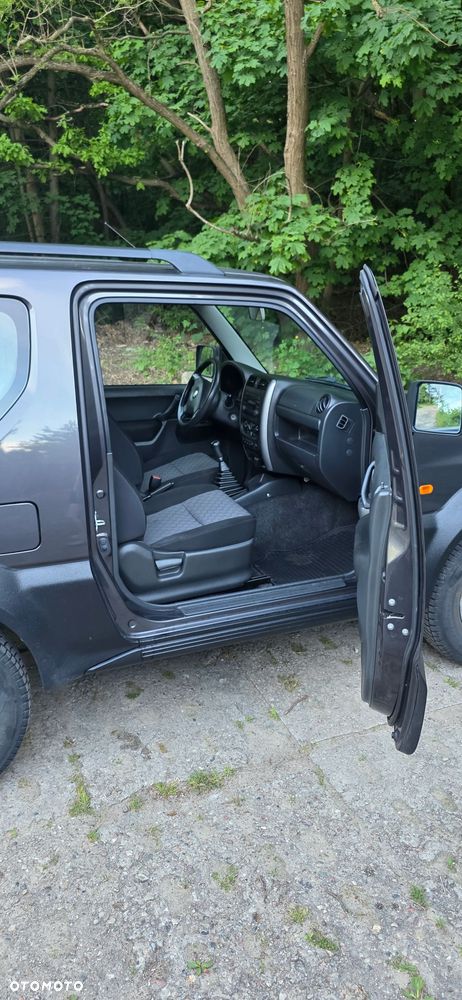 Suzuki Jimny - 15