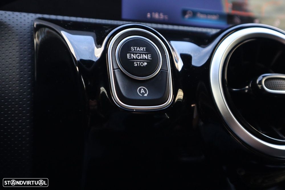 Mercedes-Benz A 180 d AMG Line Aut. - 31