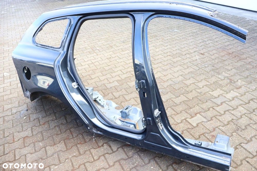 VOLVO XC60 I LIFT ĆWIARTKA BŁOTNIK PRAWA TYŁ 492-46 - 3