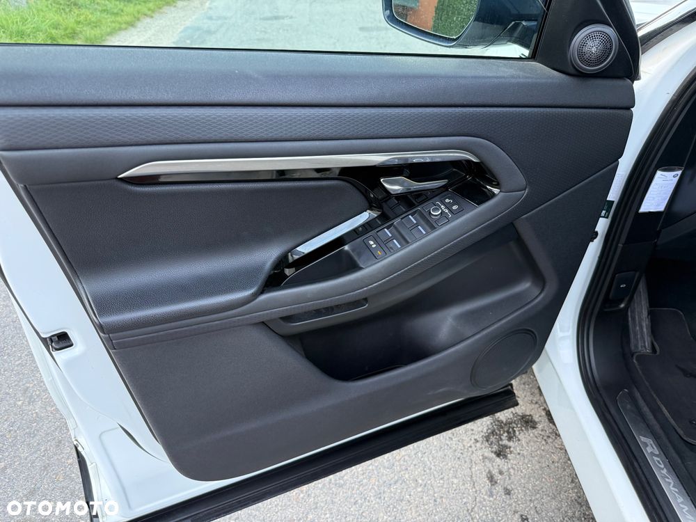 Land Rover Range Rover Evoque - 16