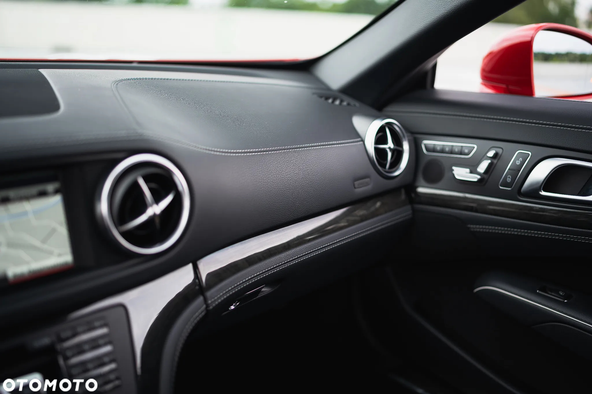 Mercedes-Benz SL 350 BlueEff - 26