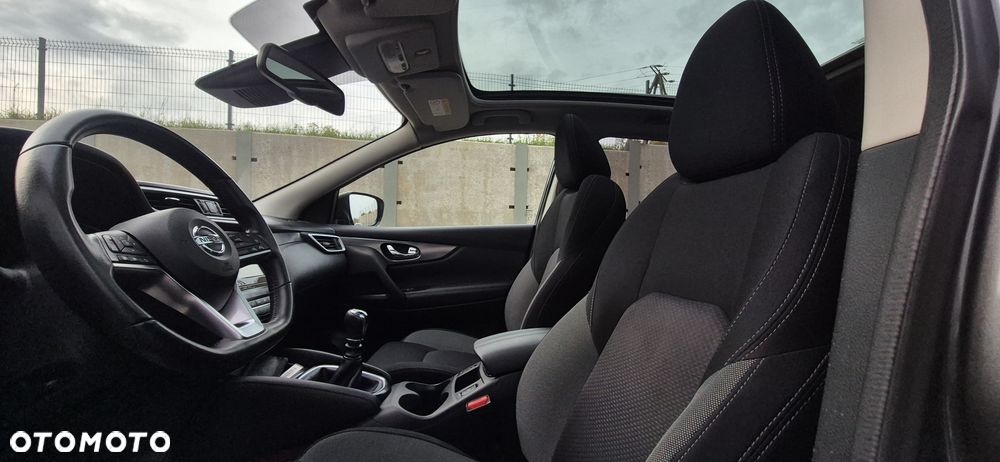 Nissan Qashqai 1.3 DIG-T N-WAY - 26