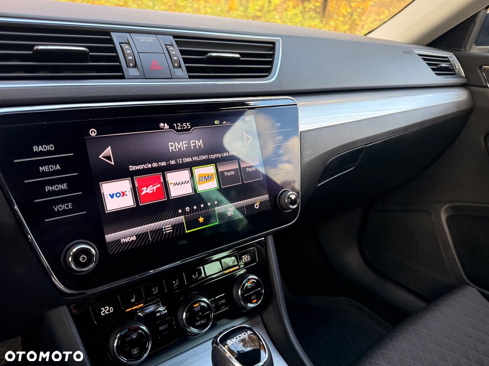 Skoda Superb 2.0 TDI SCR Ambition DSG - 18