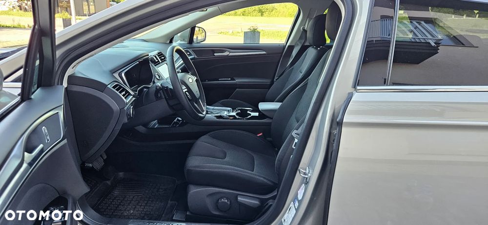 Ford Mondeo 2.0 TDCi Titanium PowerShift - 10