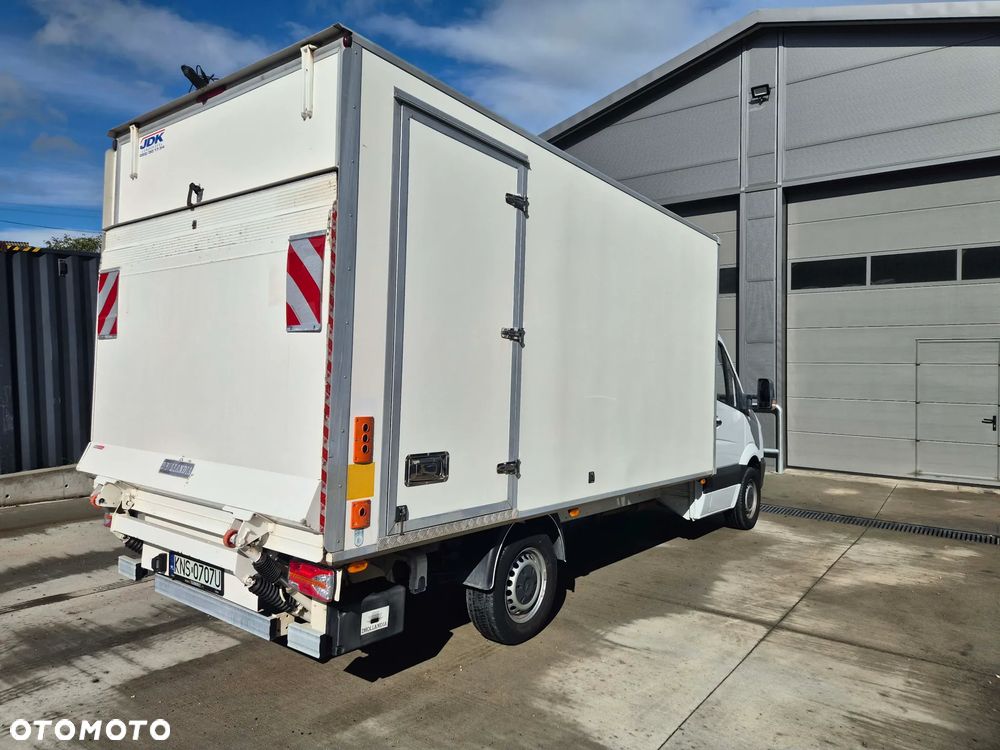 Mercedes-Benz Sprinter - 5