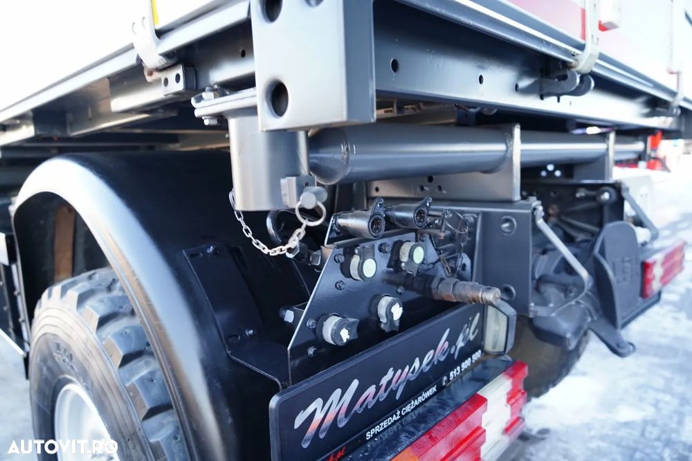 Mercedes-Benz UNIMOG U300 / 4X4 / BASCUNĂTOR 3 LATE / PLUG / MUNICIPAL / CUPLĂRI HIDRAULICE / EPS + AMBREIAJ - 19