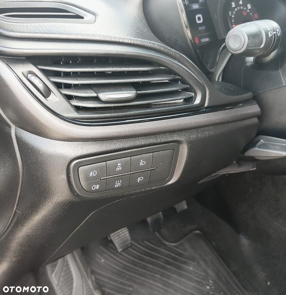 Fiat Tipo 1.4 T-Jet 16v Lounge - 32