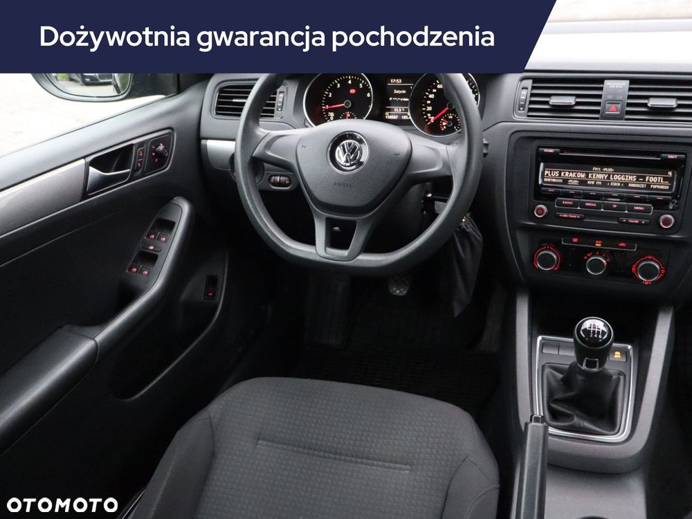 Volkswagen Jetta - 9