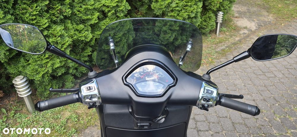 Vespa GTS - 21