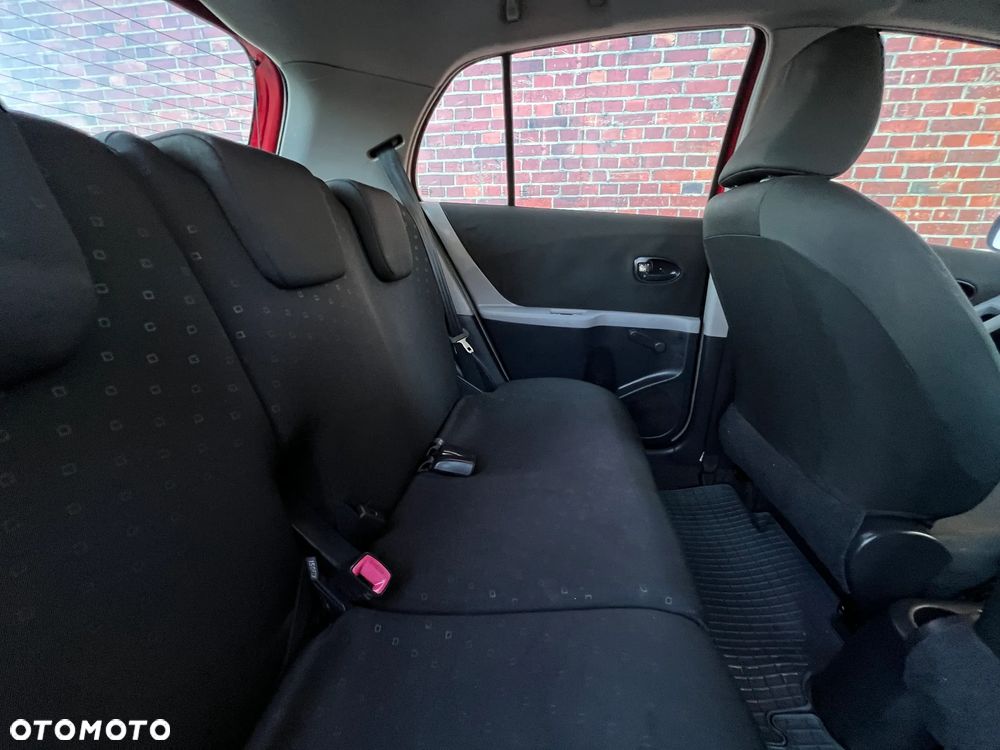 Toyota Yaris - 19