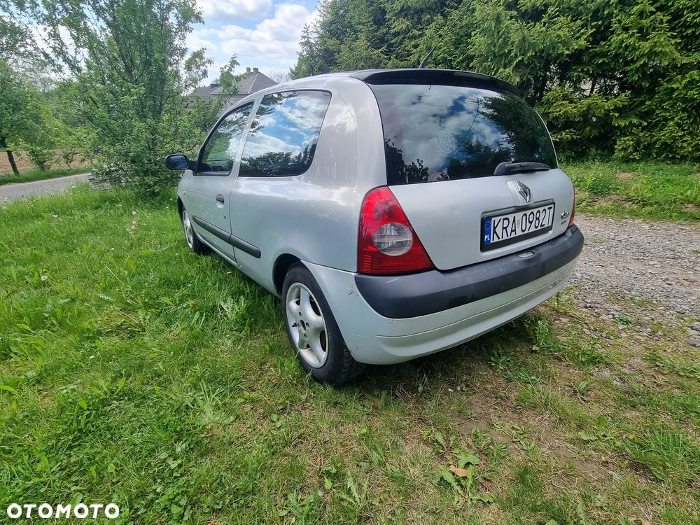 Renault Clio 1.4 Extreme - 12