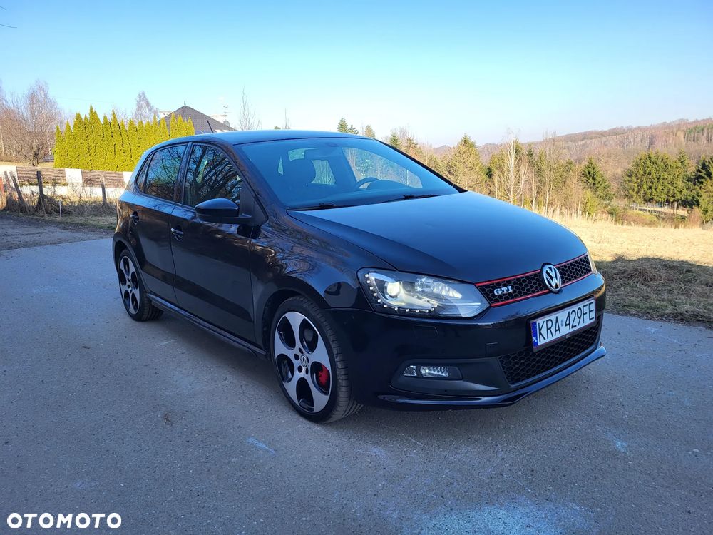 Volkswagen Polo 1.4 DSG GTI - 1