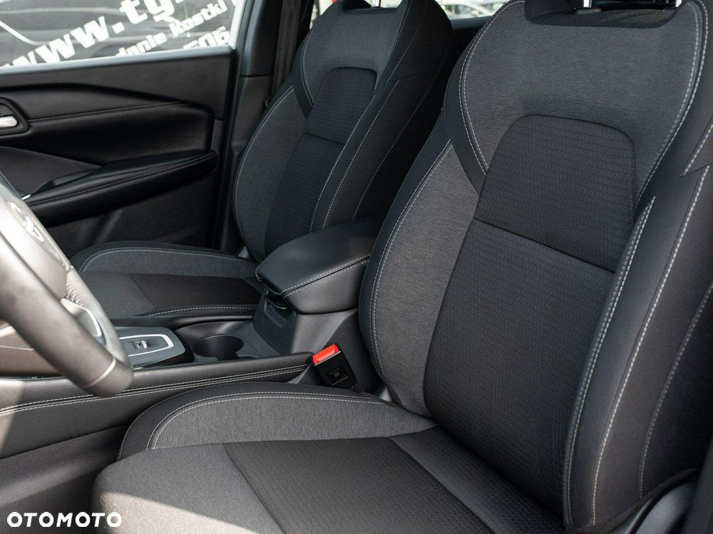 Nissan Qashqai - 12