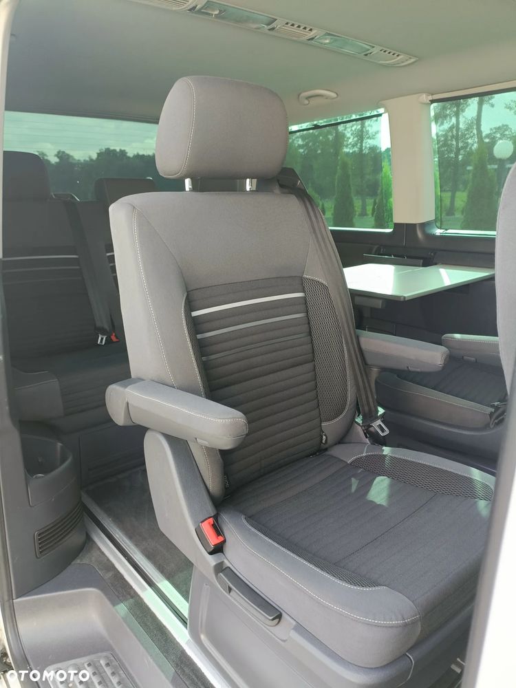Volkswagen Multivan - 19