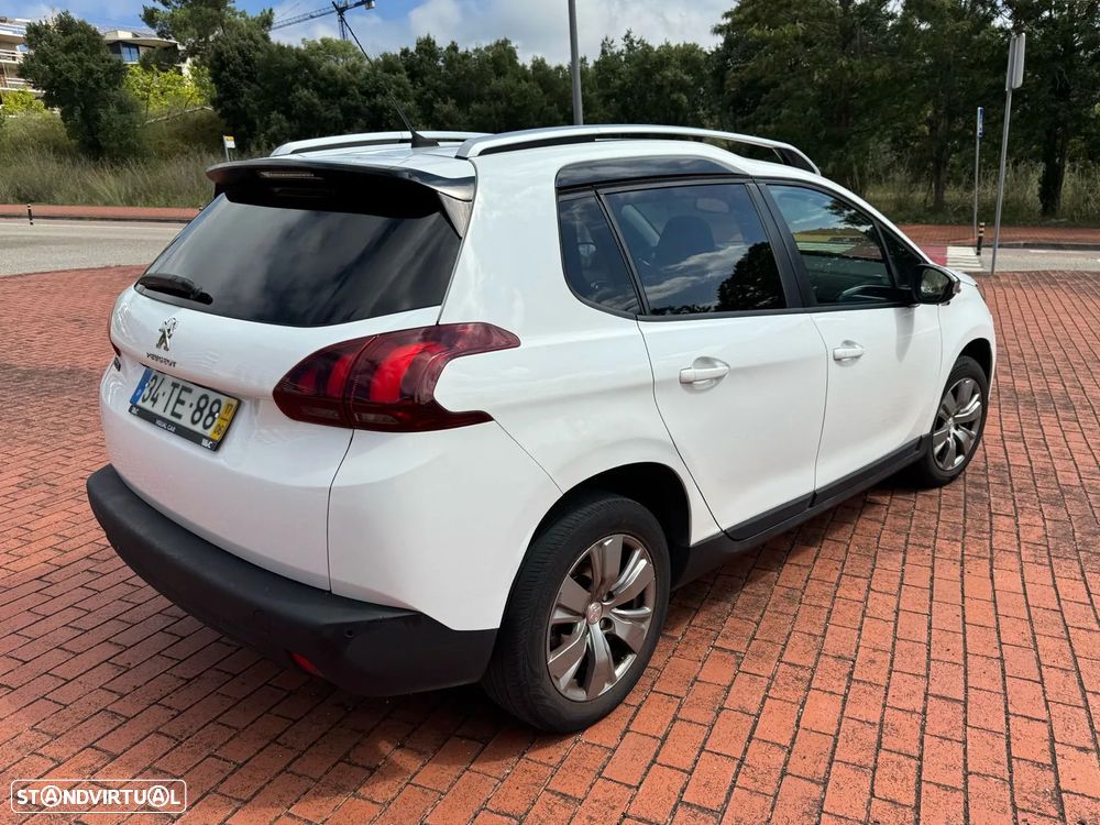 Peugeot 2008 1.6 BlueHDi Style - 2