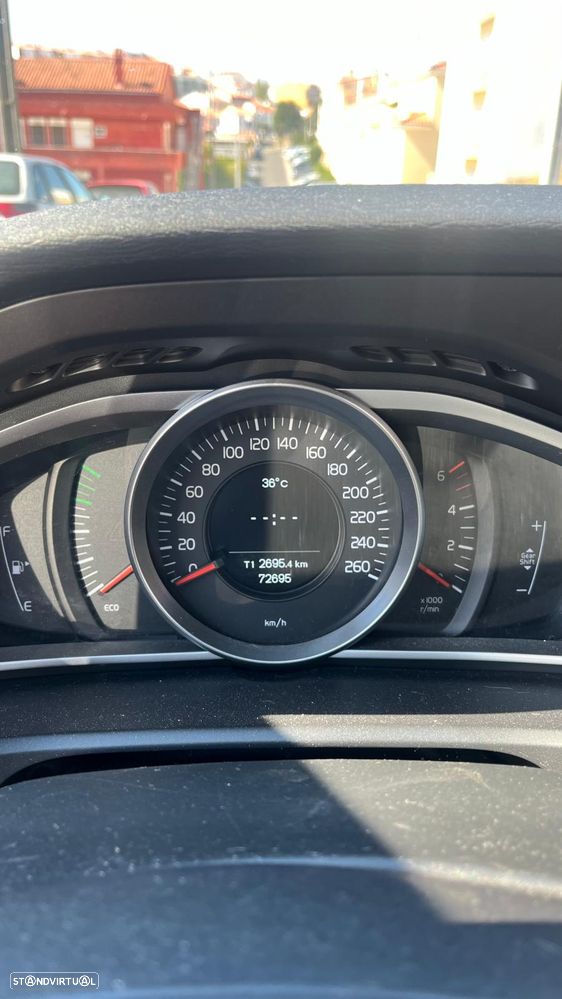 Volvo V40 2.0 D2 Kinetic Eco - 8