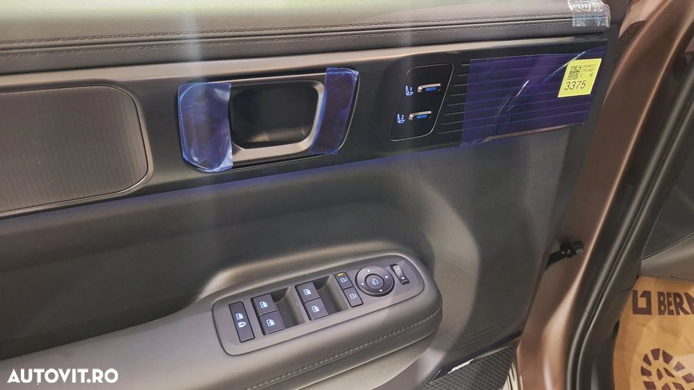 Hyundai Santa Fe 1.6 l 252 CP 4WD 6AT PHEV Calligraphy - 12