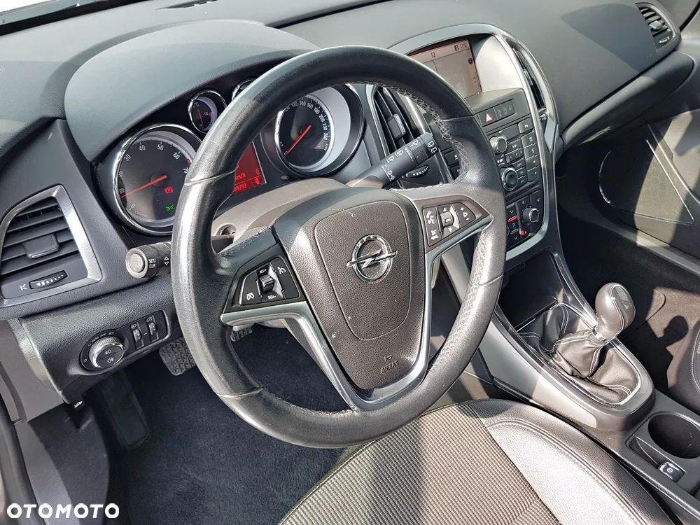 Opel Astra 1.4 Turbo Color Edition - 13