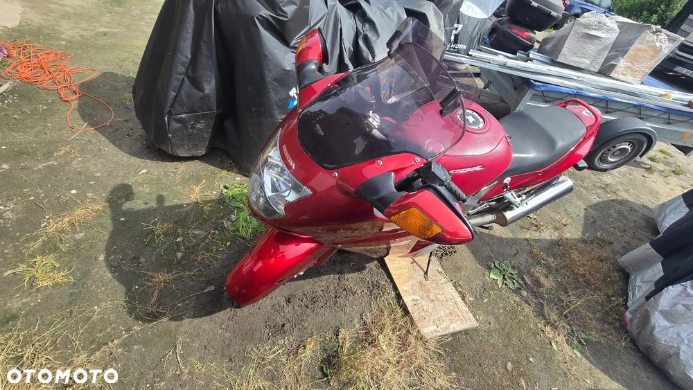 Honda CBR - 6
