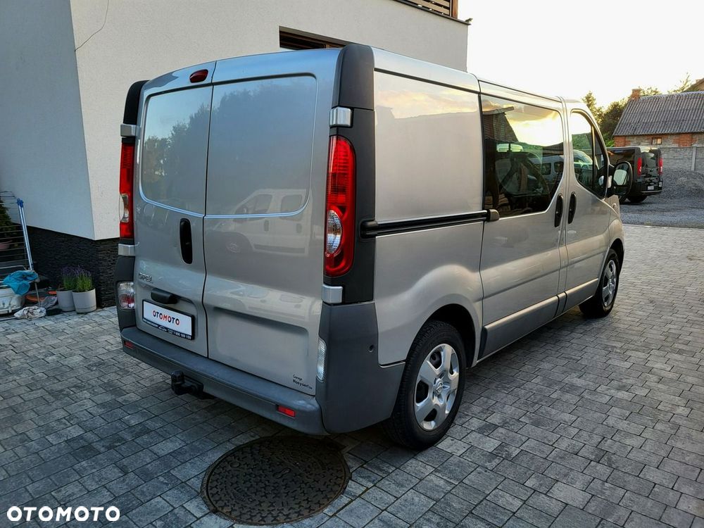 Renault Trafic - 22