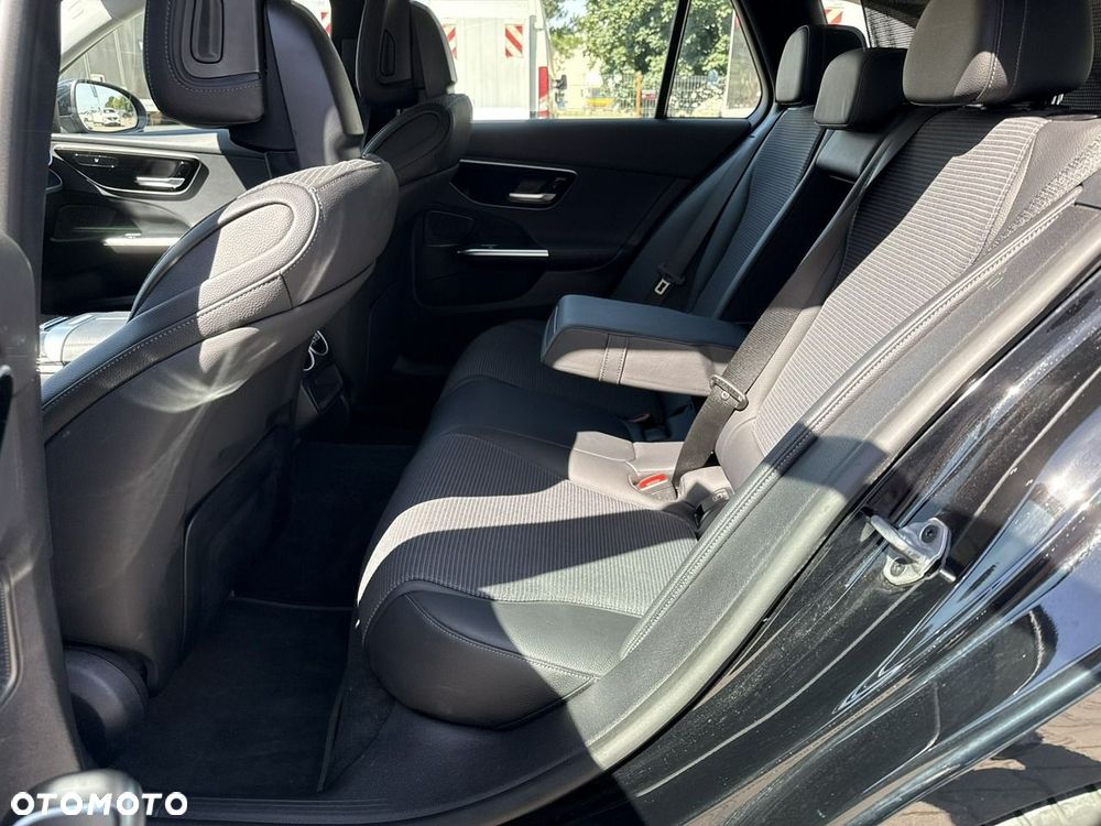 Mercedes-Benz Klasa C 220 d mHEV 4-Matic - 15