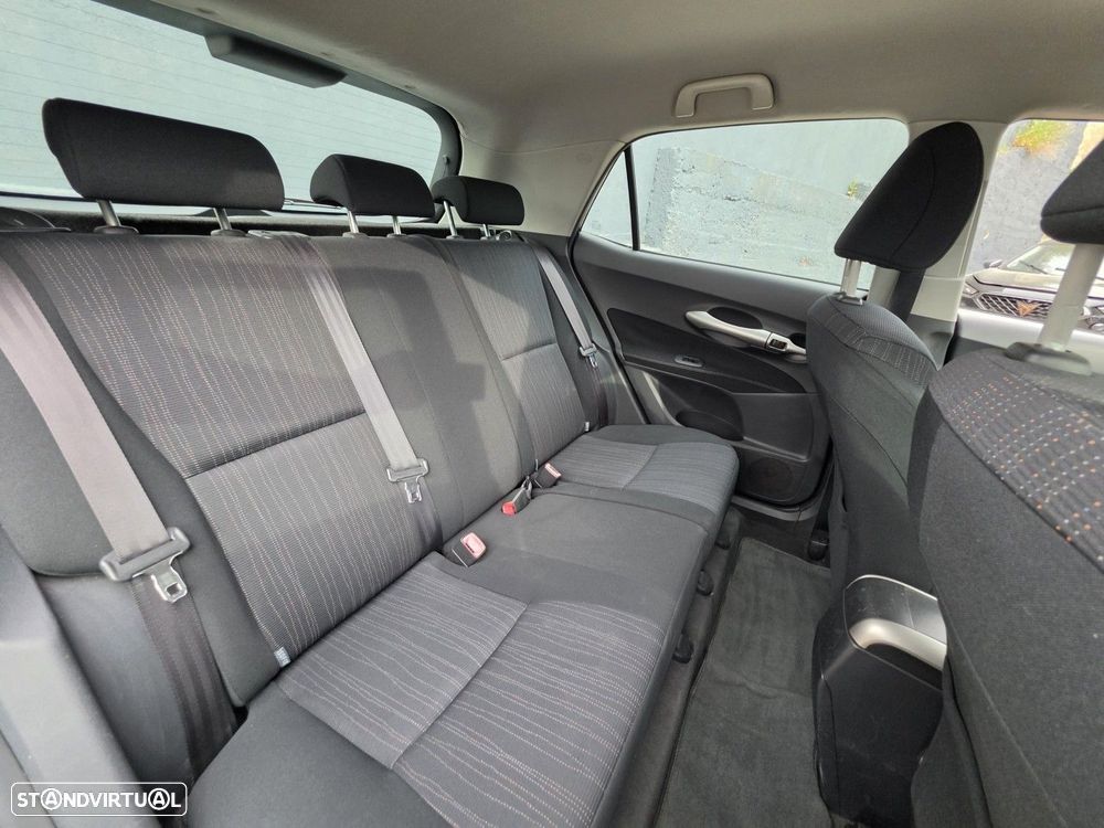 Toyota Auris 1.33 VVT-i Comfort+J16 - 6