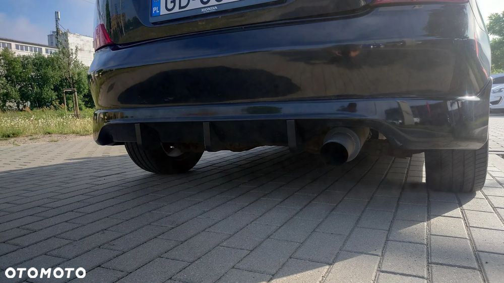 Honda Civic 1.6i ES - 9
