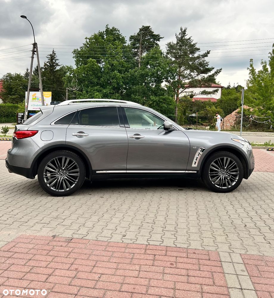 Infiniti QX70 3.7 AWD GT Premium - 3