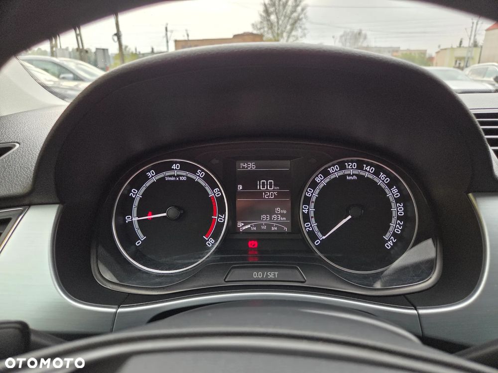 Skoda Fabia 1.0 TSI Ambition - 19