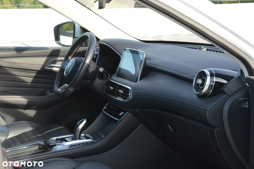 MG HS 1.5T-GDI Luxury - 22