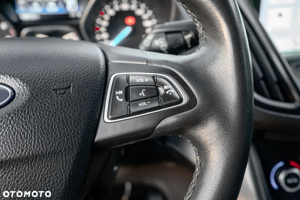 Ford Kuga - 20