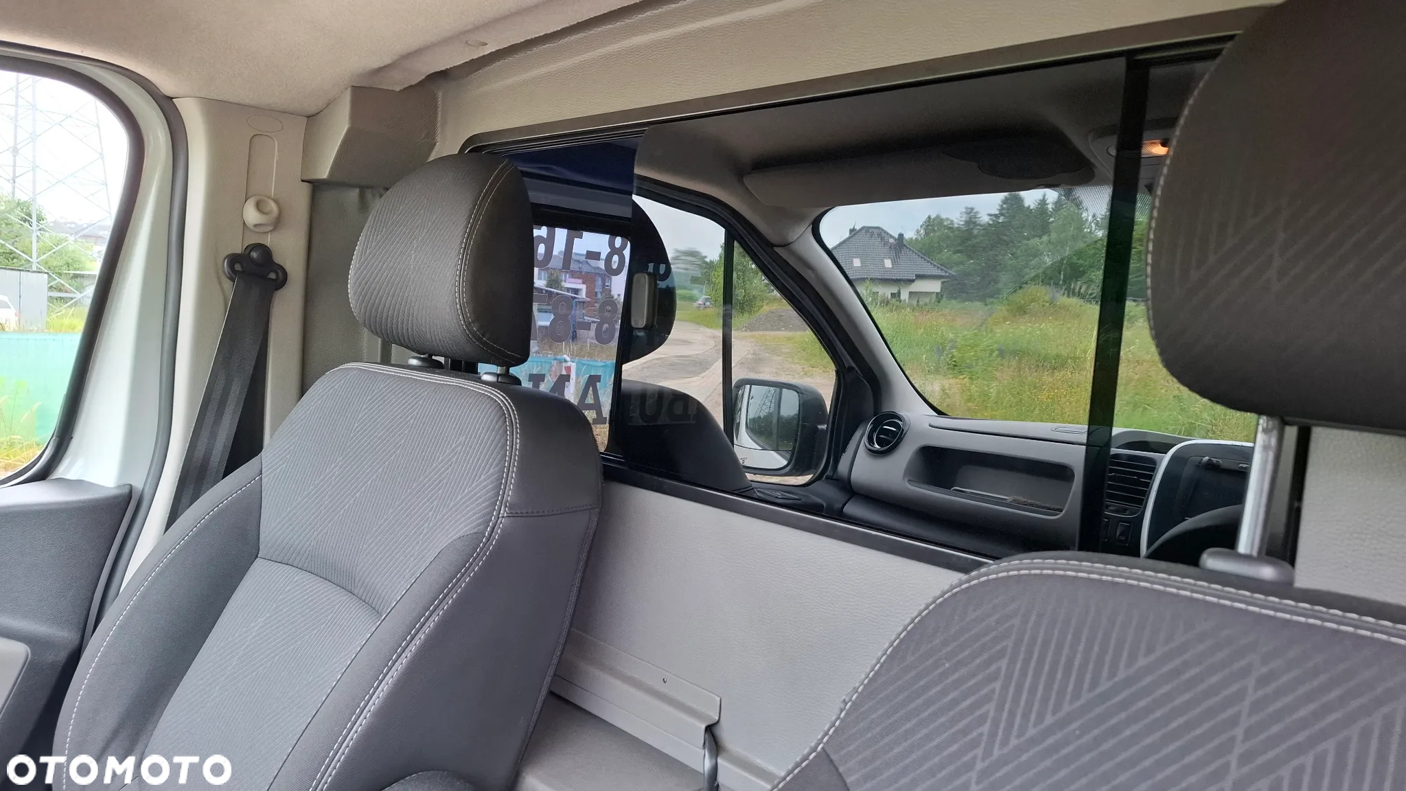 Renault Trafic - 15