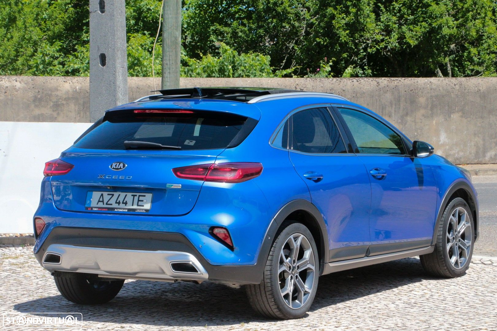 Kia XCeed 1.6 GDi PHEV First Edition+SRF - 3