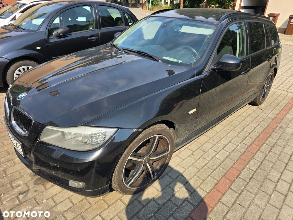 BMW Seria 3 318d Sport Line - 10