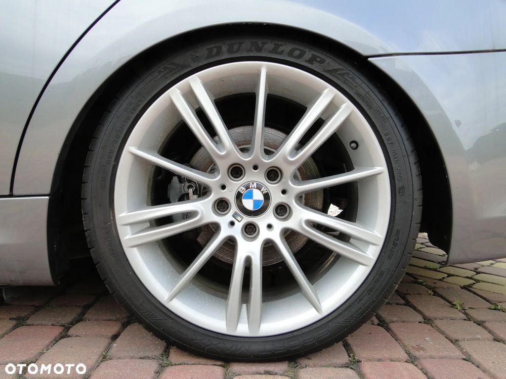 BMW Seria 3 320d Sport-Aut Sport Line - 19