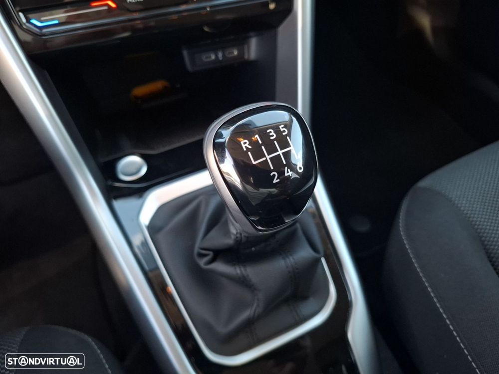 VW T-Roc 1.0 TSI Urban - 18