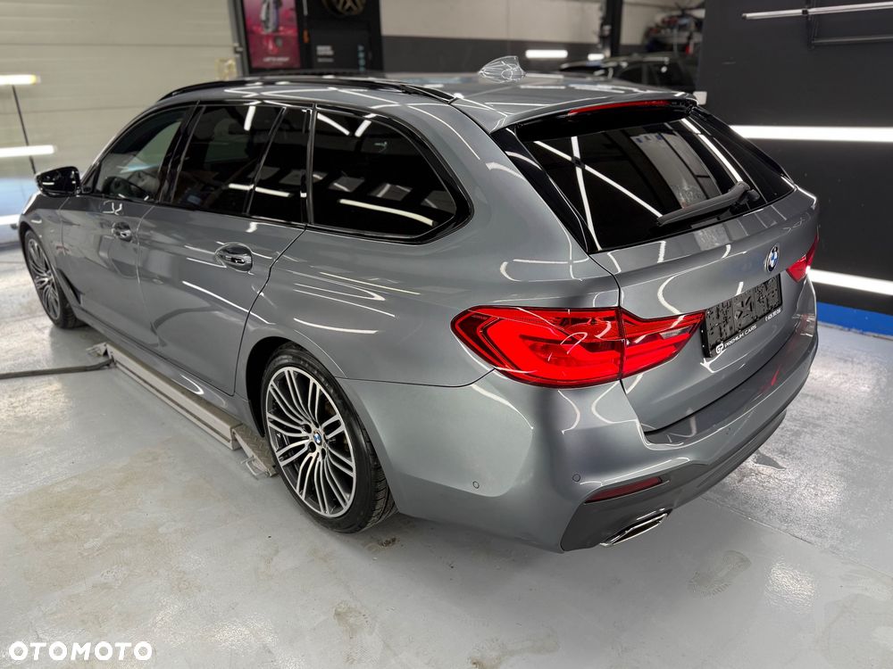 BMW Seria 5 520d M Sport Edition - 6