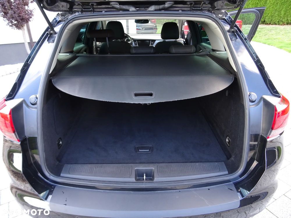 Opel Astra 1.4 Turbo Edition - 9