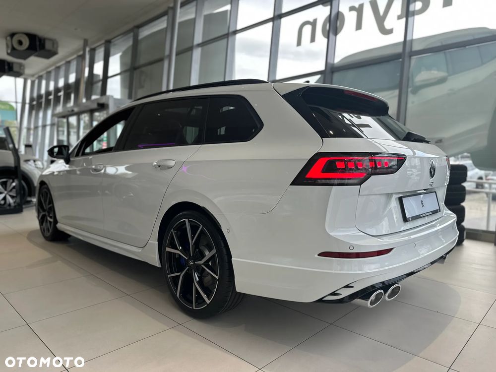 Volkswagen Golf VIII 2.0 TSI 4Motion R DSG - 6