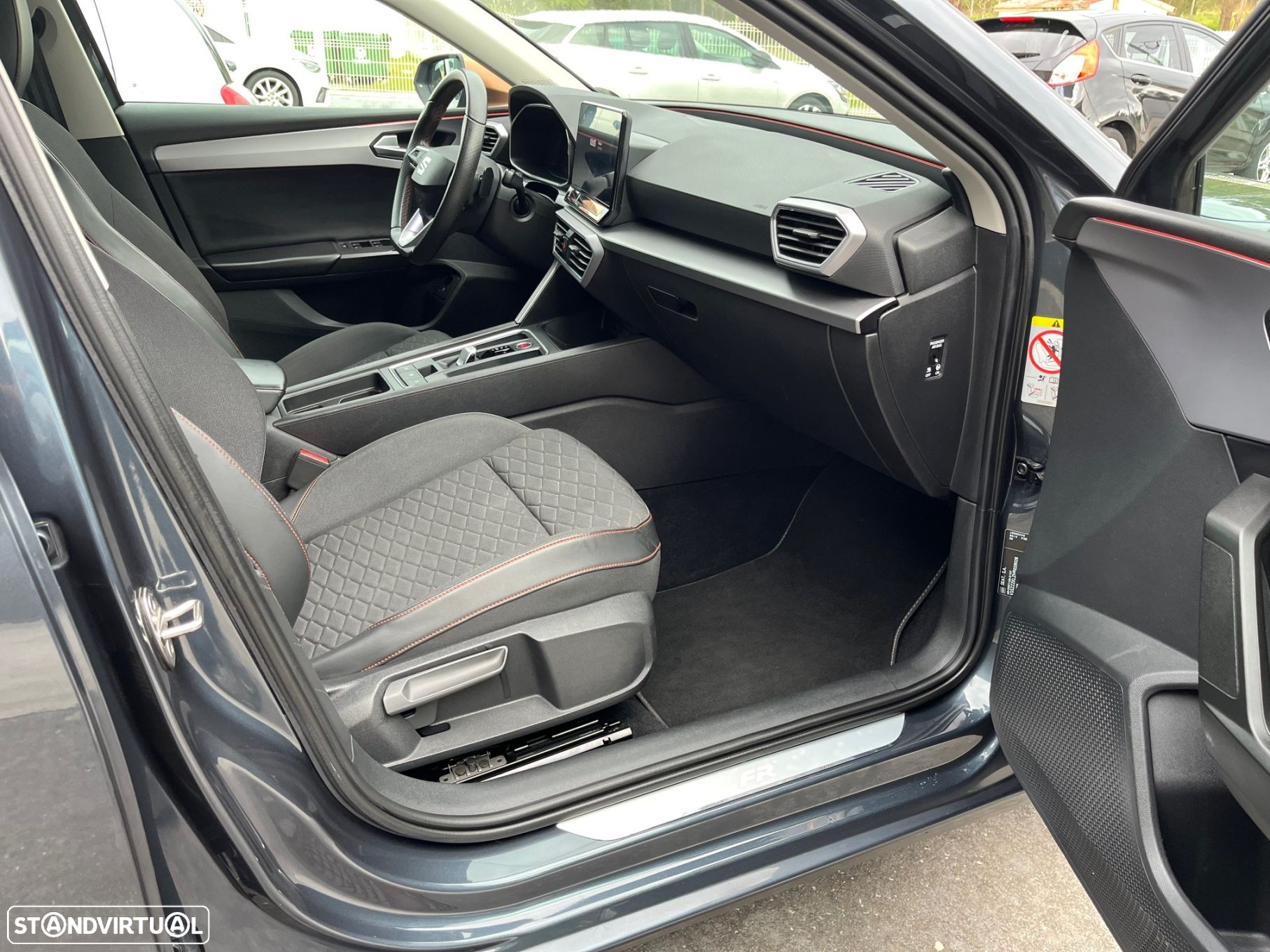 SEAT Leon 1.4 e-Hybrid FR DSG - 24