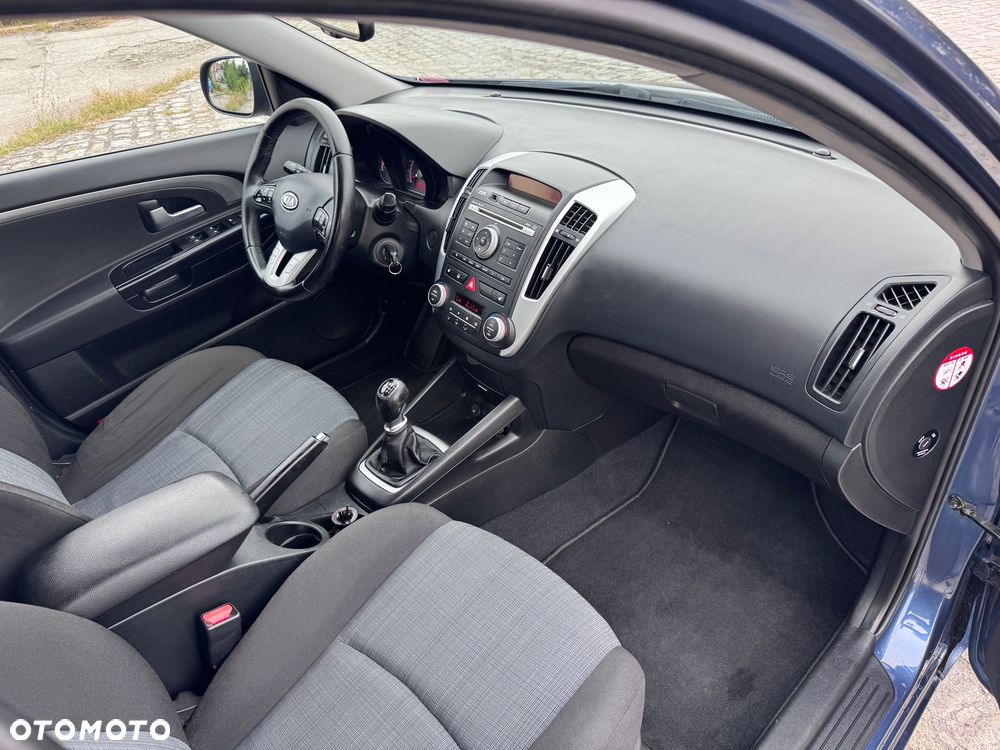 Kia Ceed 1.6 Crdi Optimum + - 17