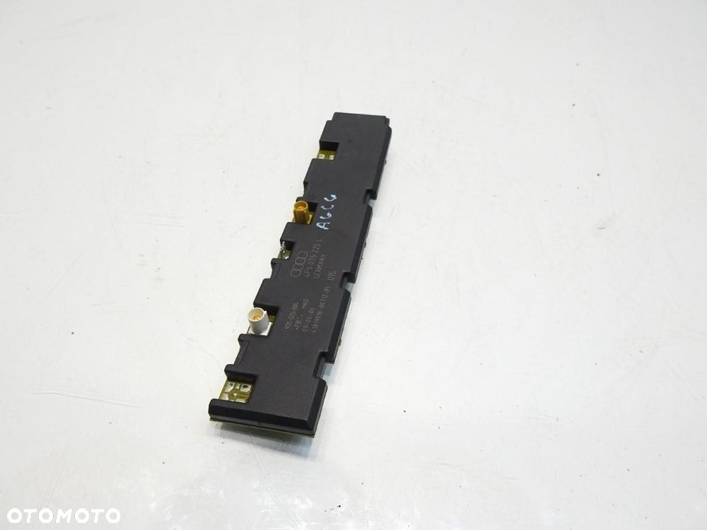 WZMACNIACZ ANTENY AUDI A6 C6 4F5035225L - 5
