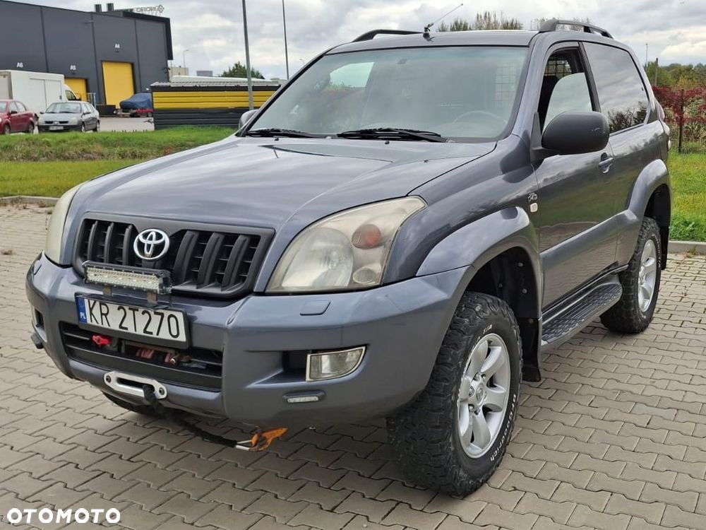 Toyota Land Cruiser - 2