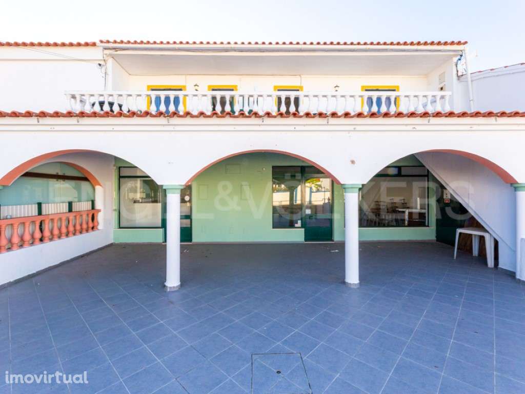 Edifício de Investimento em Altura com Comércio e Apartamentos - Grande imagem: 3/37