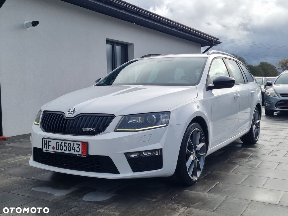 Skoda Octavia 2.0 TDI DSG RS - 1