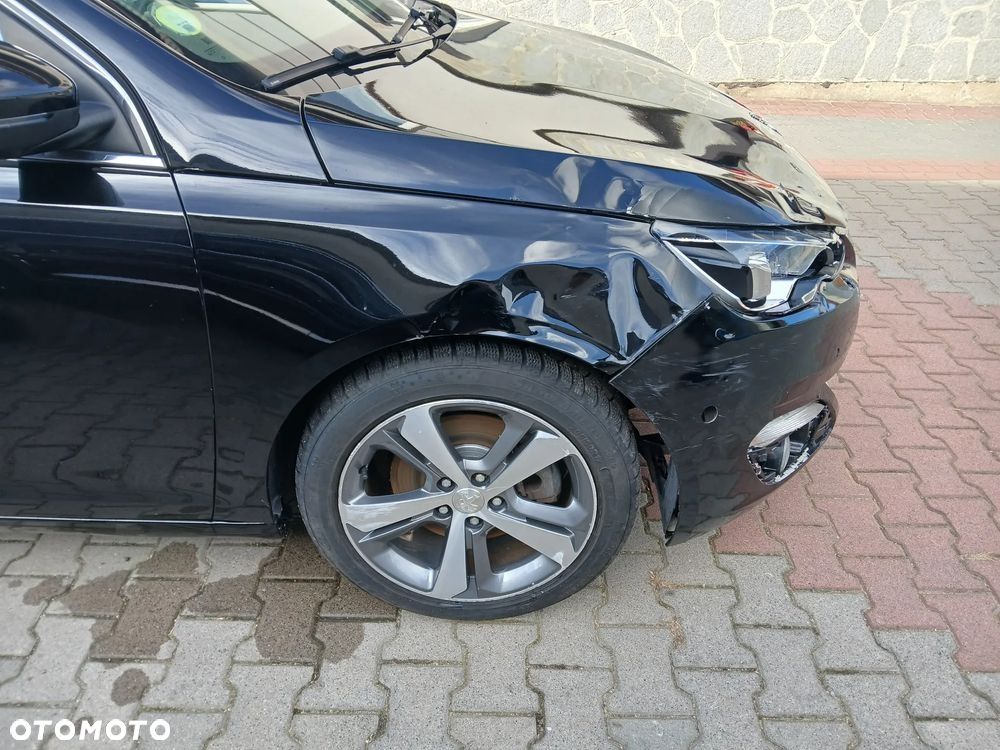 Peugeot 308 BlueHDi 150 Stop & Start Allure - 6