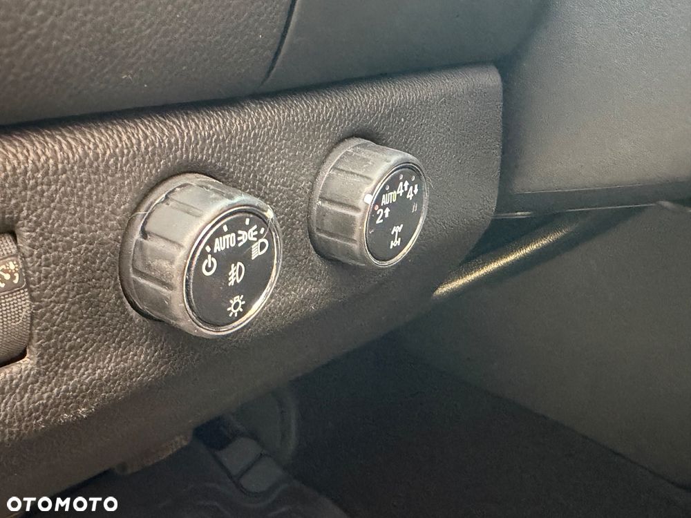 Chevrolet Colorado - 16